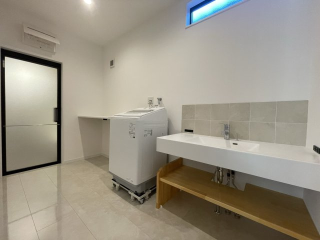 グラッドタウン　交野市東倉治のその他|【施工例洗面所】