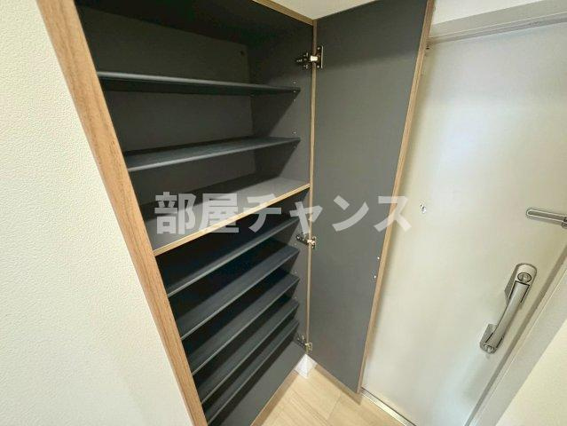 セレブレイト葵の収納