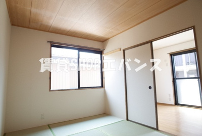  | アーバンライフ