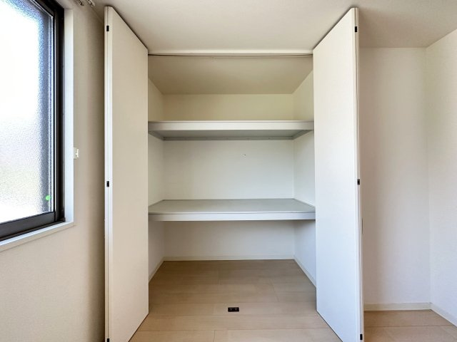 グランマスト杉井流Ⅱ B棟の収納