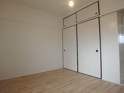 【内装】 | ビレッジハウス青木2号棟 | 406室の写真（反転あり）