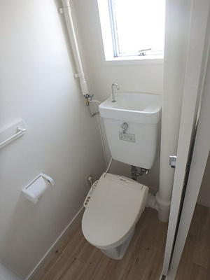 【トイレ】 | ビレッジハウス青木2号棟 | 406室の写真（反転あり）