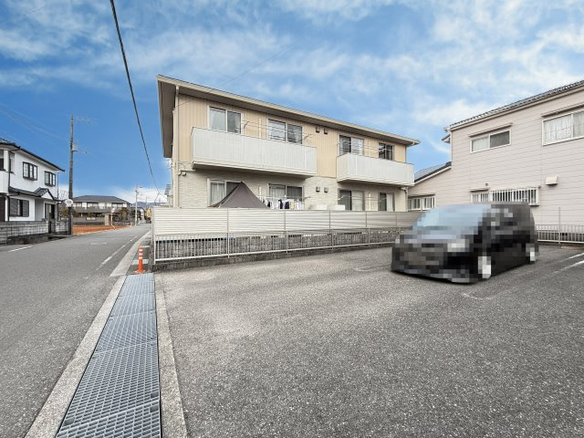 シャーメゾン・ル・プレ C棟の外観