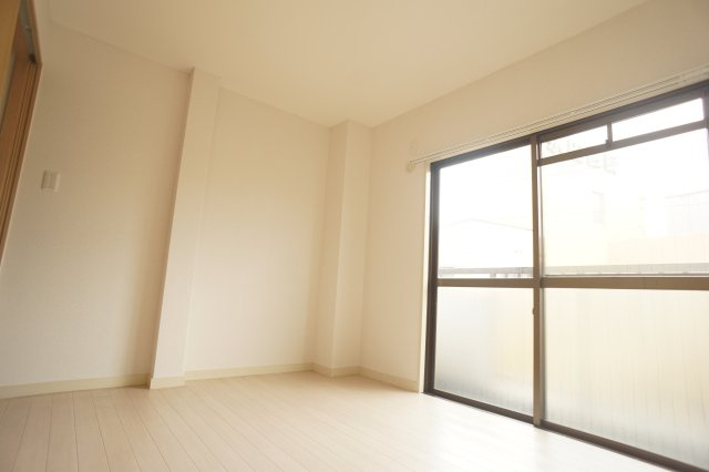 サンハイツ上村の居間・リビング