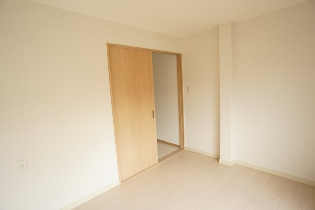 サンハイツ上村の居間・リビング