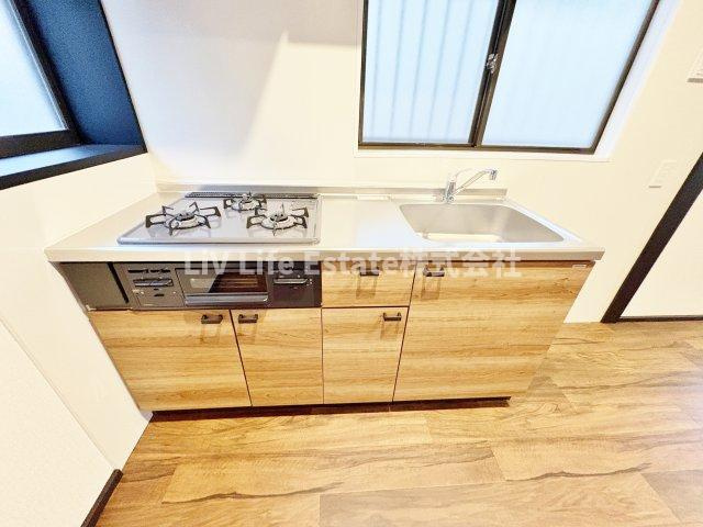 諏訪町貸家のキッチン