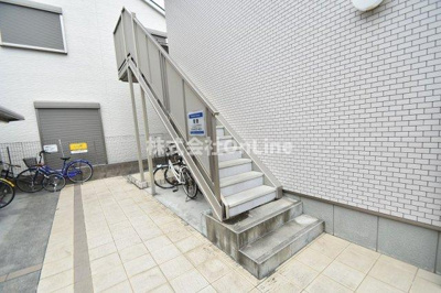 【エントランス】 | ウィステリア