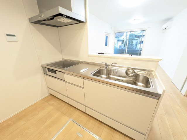 金沢区大道1丁目戸建Eのキッチン