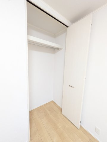 金沢区大道1丁目戸建Eの収納