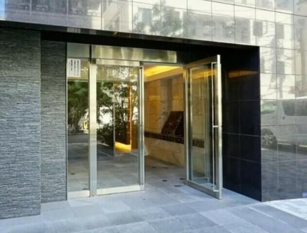 レオーネ南千住のエントランス