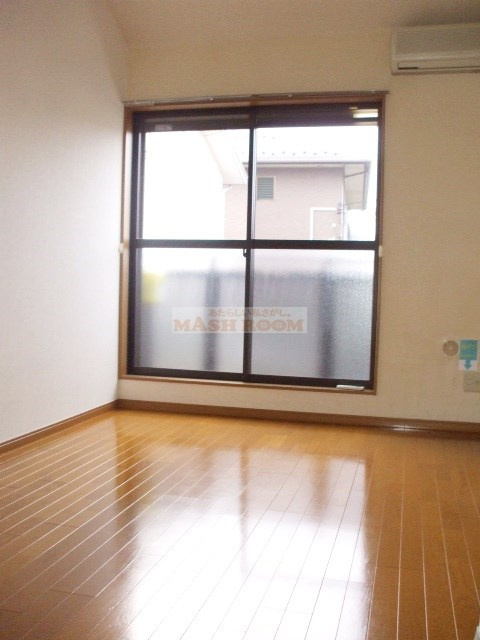 中野区野方４丁目のアパートの寝室