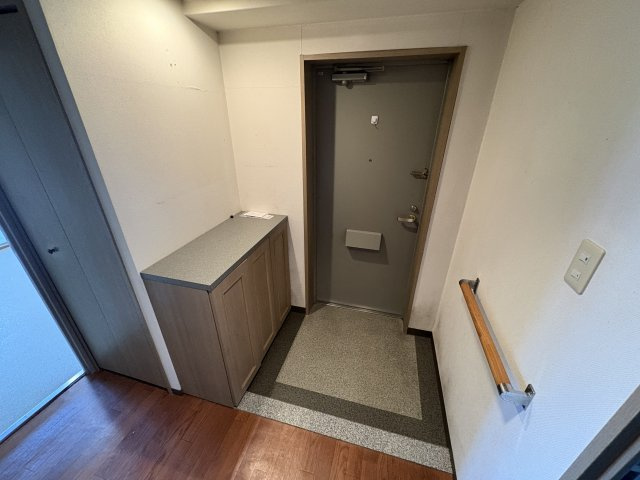 オーク・スクエア西神中央８番館の玄関