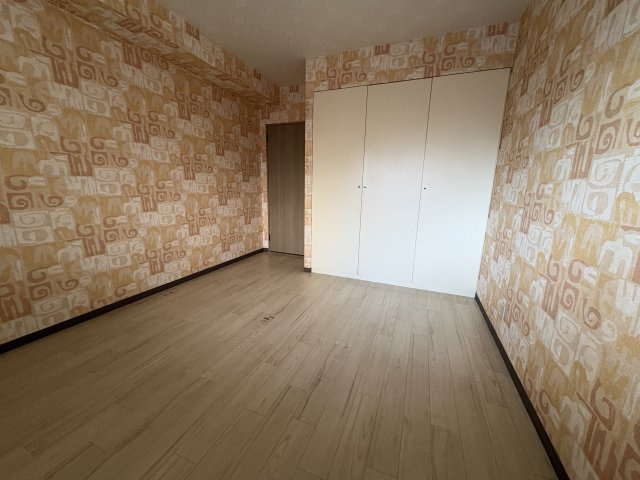 オーク・スクエア西神中央８番館の洋室