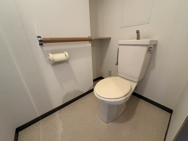 オーク・スクエア西神中央８番館のトイレ