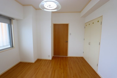 【洋室】 | エステマール | 参考写真