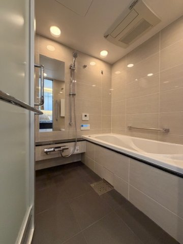 【浴室】 | ザ・パークハウス大阪梅田タワー | ミストサウナ機能付き♪　浴室暖房乾燥機付き♪