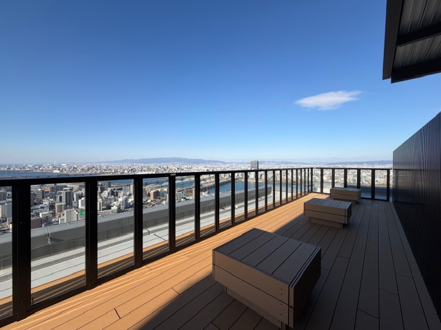 【その他共用部分】 | ザ・パークハウス大阪梅田タワー | 35階（最上階）のスカイテラス♪『なにわ淀川花火大会』の花火もすぐ近くに見ることができます(^^)/