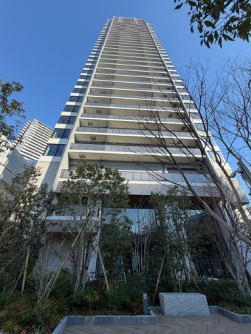 【外観】 | ザ・パークハウス大阪梅田タワー | 大阪梅田エリア徒歩圏内のロケーション♪8駅10路線利用可能な快適アクセス(^^)/