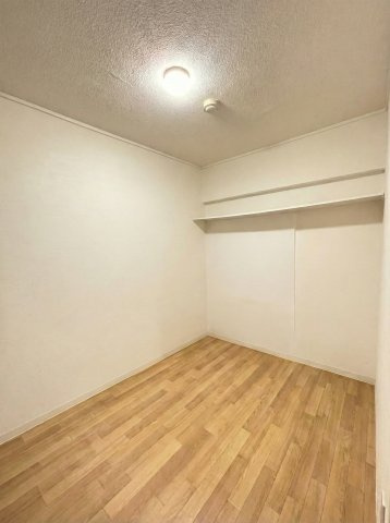 河原町分譲共同ビル14号棟の収納