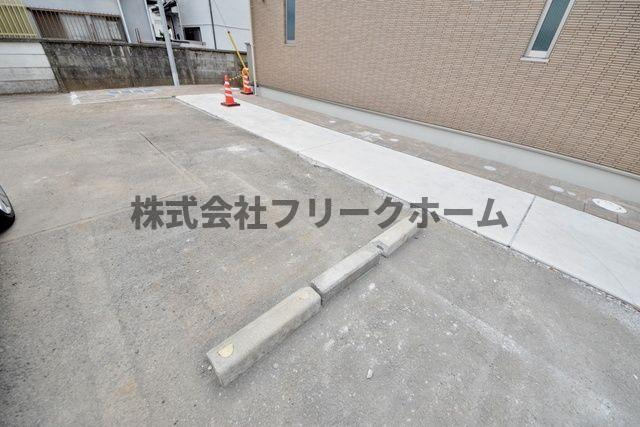 小金井市中町３丁目のアパートの駐車場