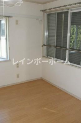 イーストハイム