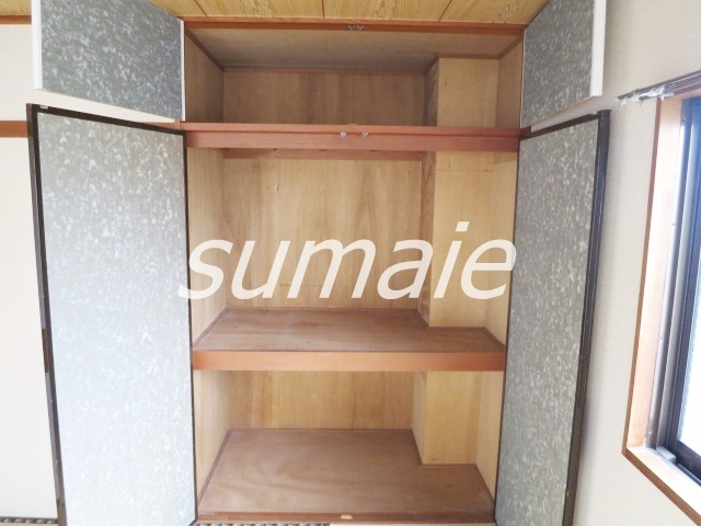 第１０オカダビルの収納|和室の押入収納です☆彡