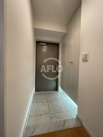 アーデンタワー北堀江　堀江小学校区の玄関|アーデンタワー北堀江　玄関スペース