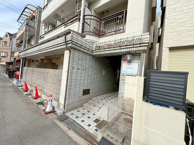 リバーサイドニシムラの外観