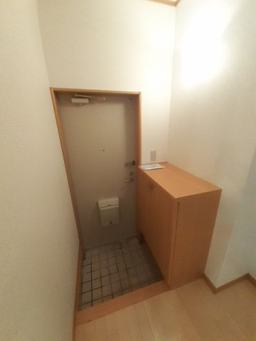 Ｎ－１ｓｔの玄関|シューズボックス付きの玄関です☆