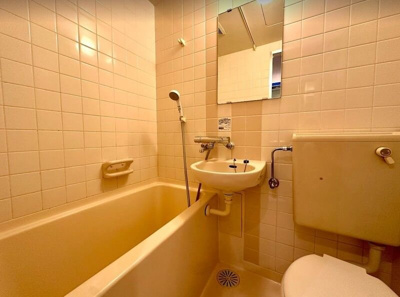 【トイレ】 | コーポ花影 | 退去前につき、別のお部屋のお写真です。