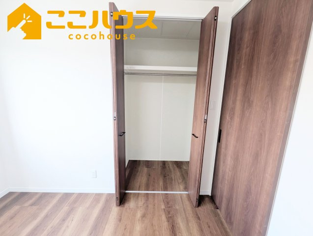 南城市玉城玉城　新築戸建て　全3棟　B号棟の収納|洋服が多い方でも安心の収納力