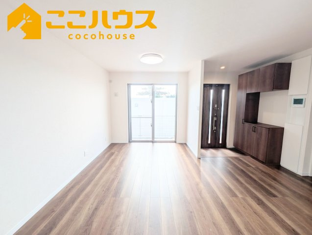 南城市玉城玉城　新築戸建て　全3棟　B号棟の居間・リビング|LDK19帖