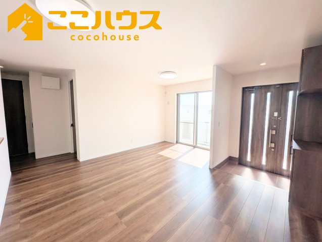 南城市玉城玉城　新築戸建て　全3棟　B号棟の居間・リビング|LDK19帖