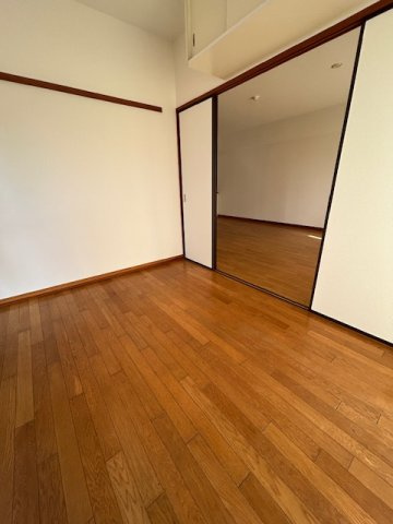 ナビタウン江南Ⅱ一番館の洋室
