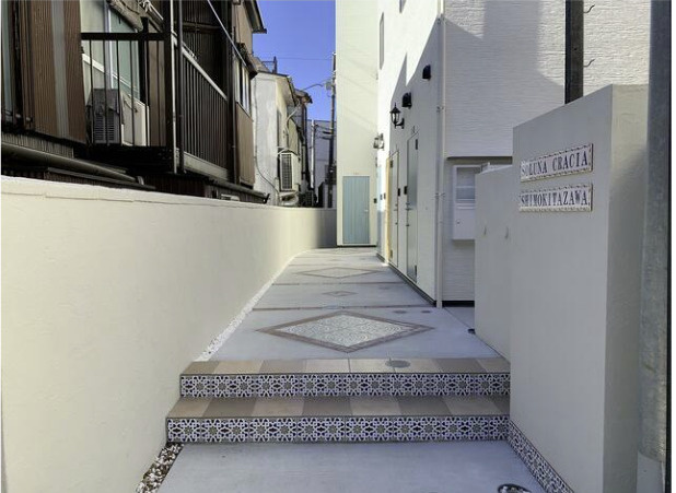 ソルナクレイシア下北沢の外観