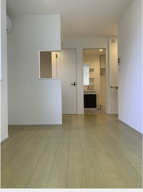 ソルナクレイシア下北沢の居間・リビング