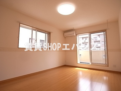 【居間・リビング】 | メルローズプレイスⅢ