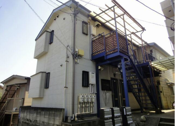 ホワイトハイムB棟