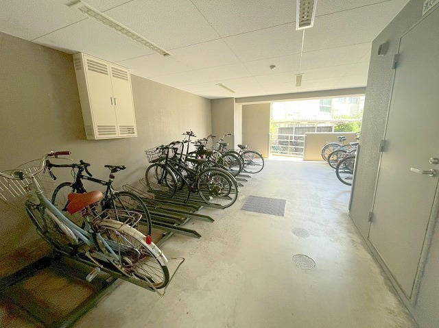 ウィスタリア三国のその他共用部分