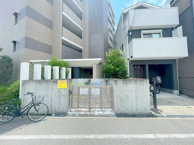 ウィスタリア三国のその他共用部分