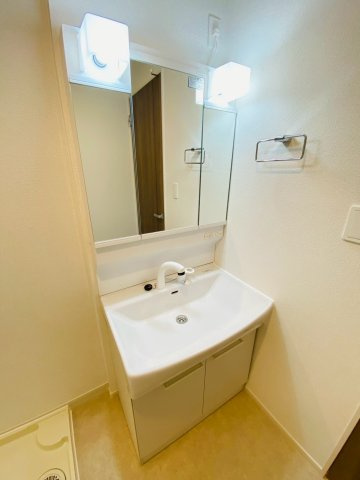 【独立洗面台】