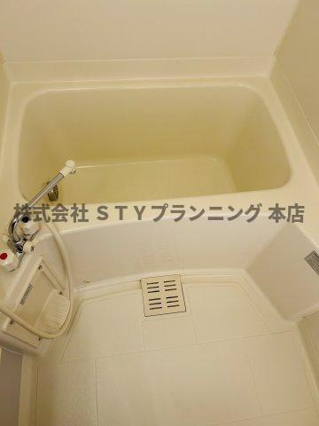 仲介手数料０円！リアライズ稲永駅前の浴室