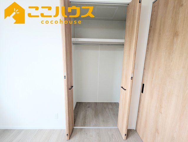 南城市玉城玉城　新築戸建て　全3棟　C号棟の収納|洋服が多い方でも安心の収納力
