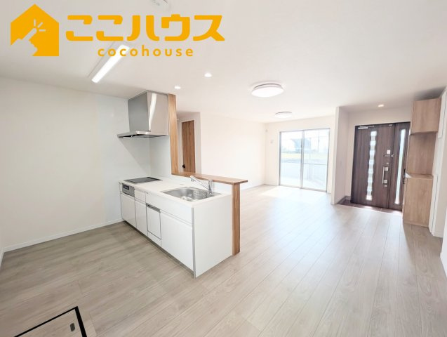 南城市玉城玉城　新築戸建て　全3棟　C号棟のキッチン|家事のしやすいシステムキッチン