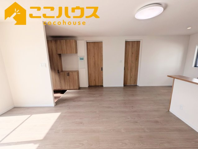 南城市玉城玉城　新築戸建て　全3棟　C号棟の居間・リビング|LDK19帖