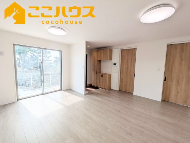 南城市玉城玉城　新築戸建て　全3棟　C号棟の居間・リビング|LDK19帖