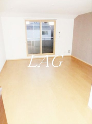 【居間・リビング】 | スカイシティ四つ木 | 洋室のお部屋です。