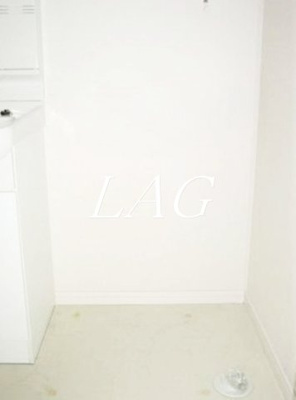 【設備】 | サングレイスⅡ | 室内洗濯機置場です。