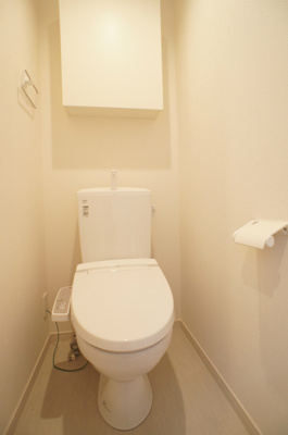 【トイレ】 | リブリ・ホルテンズィー | 落ち着いた色調のトイレです