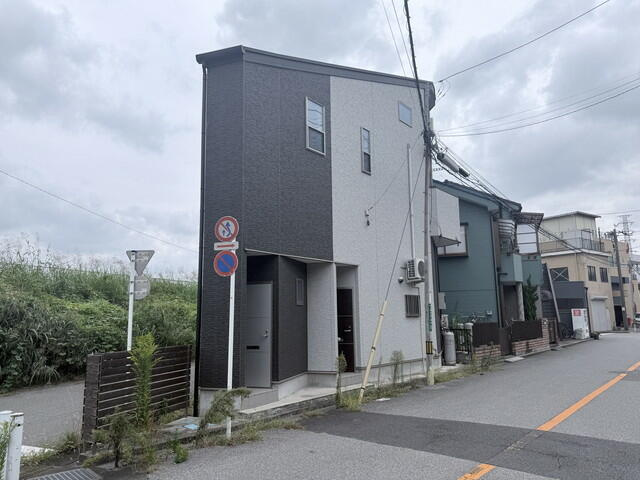 川口市上青木5丁目のアパートの画像